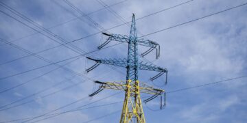 Ручне регулювання цін на електроенергію: експерт попередив про серйозні наслідки