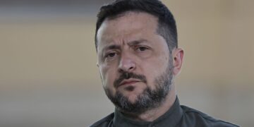 Зеленский приехал на фронт: наградил бойцов операции “Вивальди” на Лиманском направлении
