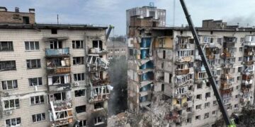 Відбудова під загрозою: Кличко вимагає розблокувати гроші на пошкоджені будинки Києва