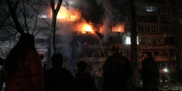Нічна атака на Київ забрала життя двох людей, поранено понад 20
