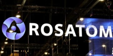 Экспансия на острова: Россия пытается продать одной из самых густонаселённых стран мира плавучие АЭС малой мощности