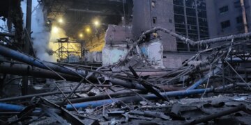 Пятая атака на «Запорожсталь»: 6 ракет по доменному производству, есть повреждения