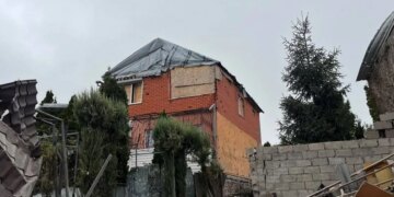 росіяни атакували критичну інфраструктуру Дніпра та чотири райони області – є поранені