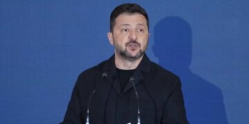 Вашингтон вернулся к предоставлению критически важной информации украинской армии, — Зеленский