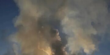 В Кременчуге российский БПЛА попал в здание телерадиокомпании, возник пожар