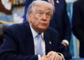 Трамп готовит новый удар: Пентагон представил президенту сценарии атак на Иран, военных тихо выводят из региона