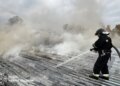 Удар по Чернигову: вспыхнул пожар, две женщины обратились за помощью
