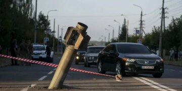 Полтава под ударом: российский беспилотник целили в здание торгового комплекса