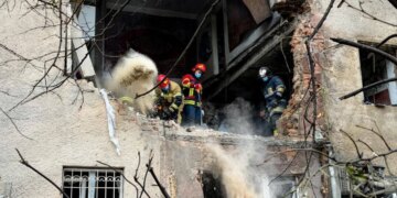 У Вінниці завершили розбір завалів після російської атаки – кількість постраждалих зросла до 7