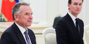 Зеленский после разговора с посланниками Трампа: Киев готовит следующие шаги в дипломатии