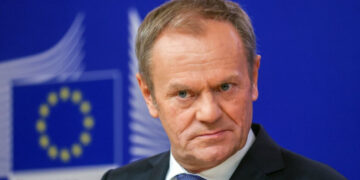 Спецслужбы Польши проверяют сигнал о покушении на Туска и главу Минобороны