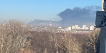 Дроны атаковали нефтяную промзону Уфы: пожар вспыхнул, вероятно, на двух НПЗ