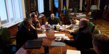 Зеленский: Россия продолжает бить по энергетике вопреки условиям Трампа