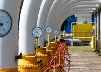 Україна відкриває частковий експорт газу: в АГКУ назвали переваги для бюджету та видобутку