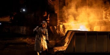 Падіння ВВП на 2,4%: економіка України відреагувала на зупинку металургійних комбінатів