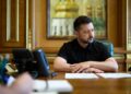 FT: Зеленский перестал уклоняться, но Европа будет просить его смягчить тон в отношении Трампа