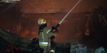 Массированная атака на Киев: ПВО сбила 181 дрон, но ни одной ракеты