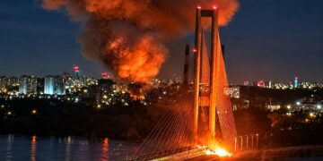 Під ударом одна з головних артерій Києва: що відбувається з Південним мостом