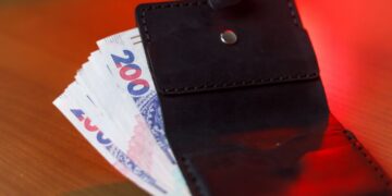 ПФУ дал работодателям срок до 31 октября: от этого зависит оплачиваемый отпуск части работников