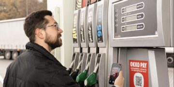 Бензин вже є по 105 грн. Що відбувається з цінами на АЗС 11 жовтня
