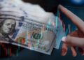 Чому росте курс долара та до чого готуватися українцям: експерт оцінив ситуацію на ринку