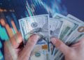 100 доларів за 4 530: курс валют в банках та обмінниках на 2 жовтня