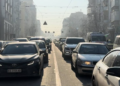 Дронова атака заблокувала рух: в Києві перекриті мости і кілометрові затори