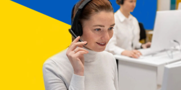 Більше тисячі звернень: як лінія підтримки “Київ поруч” допомагає мешканцям