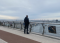 Людські долі і бої на фронті: на скляному мосту Києва розмістили фотовиставку, – ФОТО