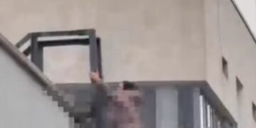 Без штанів і на даху: що відбувалося в Києві та чому викликали спецслужби