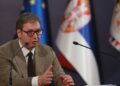 В Сербии начались досрочные выборы: экс-президент Вучич борется за кресло премьера